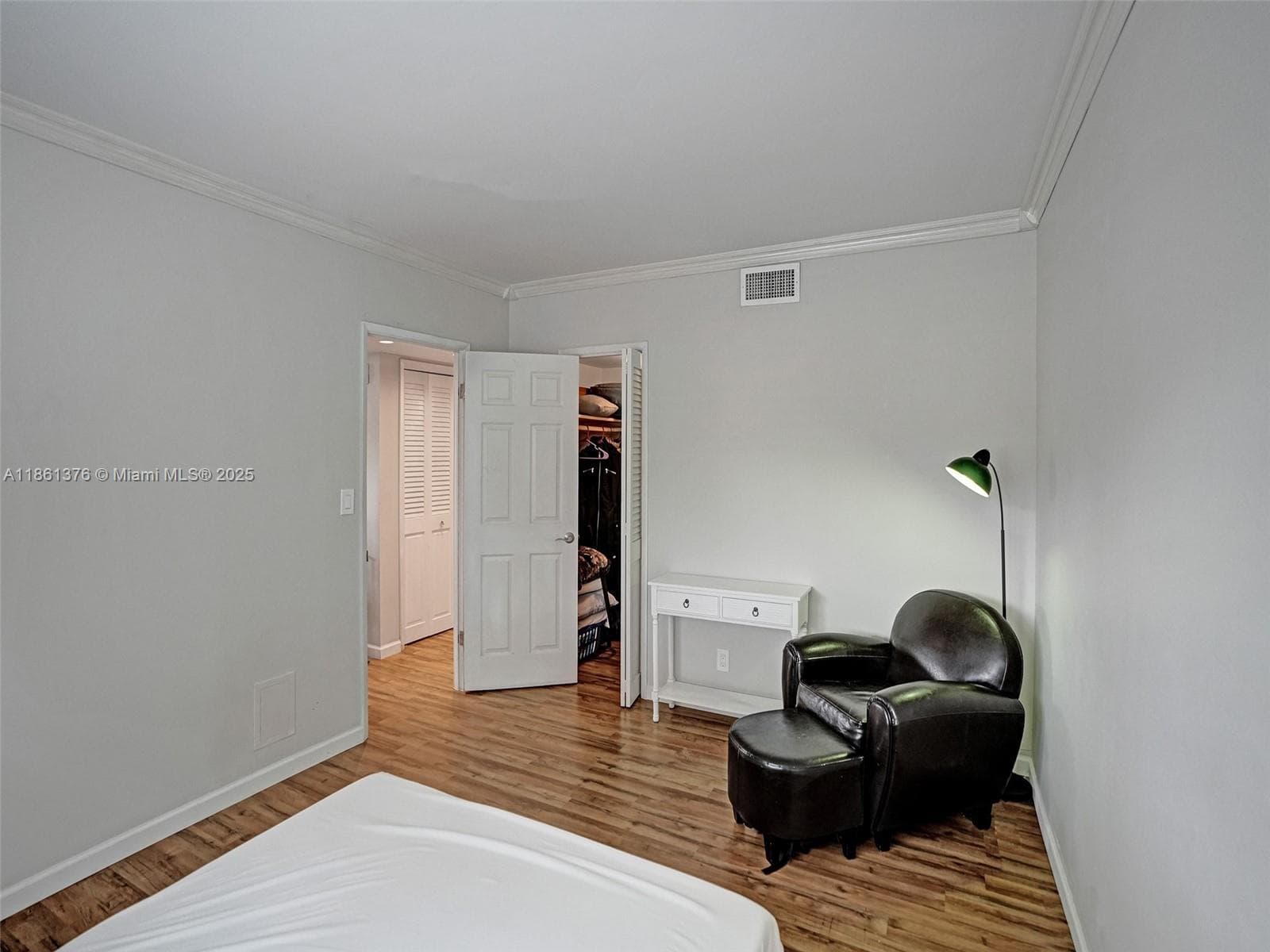 HILLCREST 11 · #203 in Hollywood - Photo 30