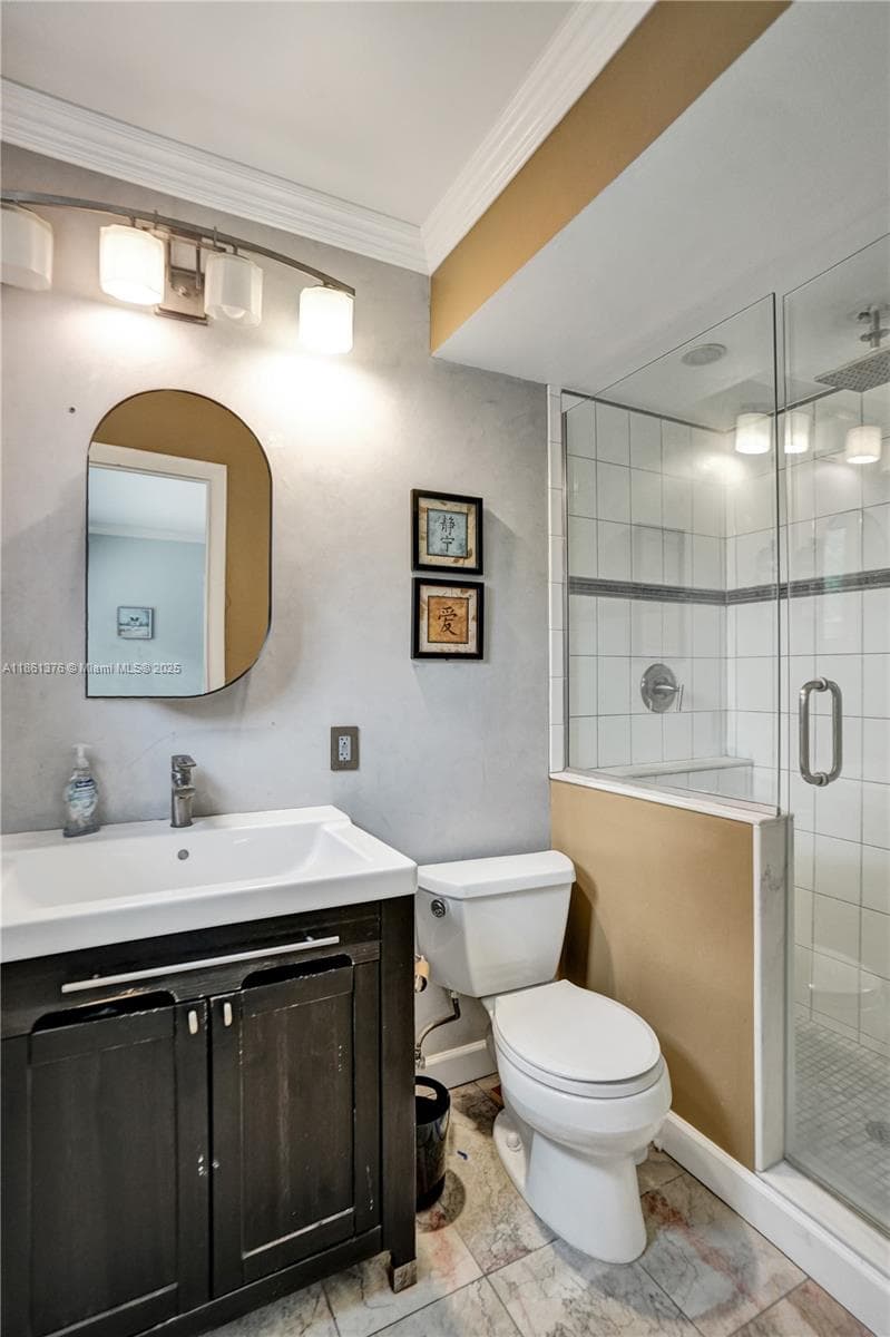 HILLCREST 11 · #203 in Hollywood - Photo 35