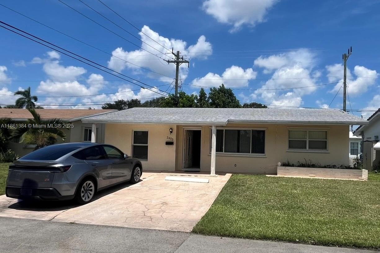 2403 NW 53rd St photo 2