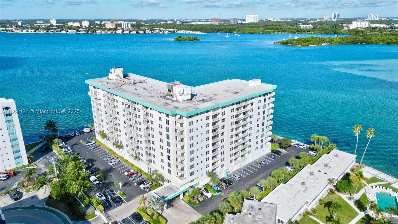 ISLAND POINTE CONDO · #4T in Bay Harbor Islands - Photo 2