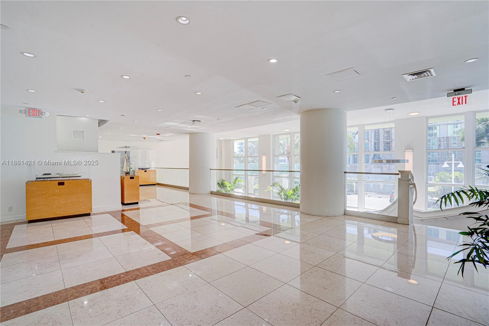 ISLAND POINTE CONDO · #4T in Bay Harbor Islands - Photo 52