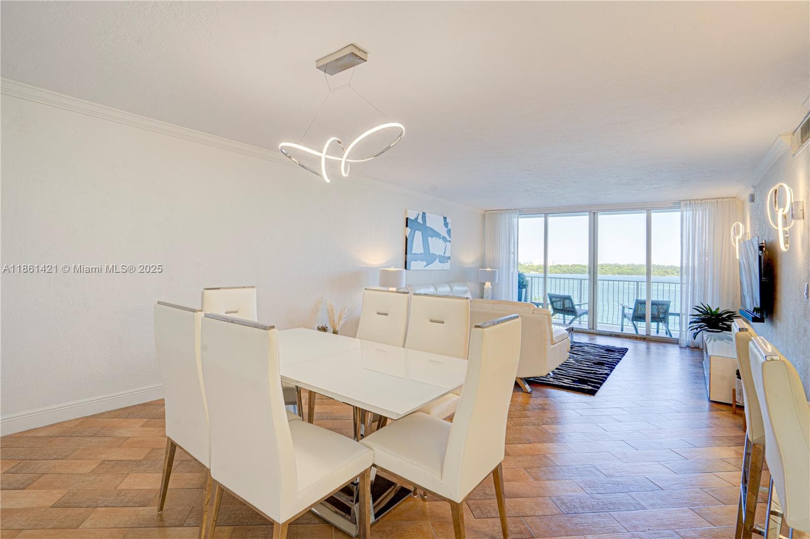 ISLAND POINTE CONDO · #4T in Bay Harbor Islands - Photo 3