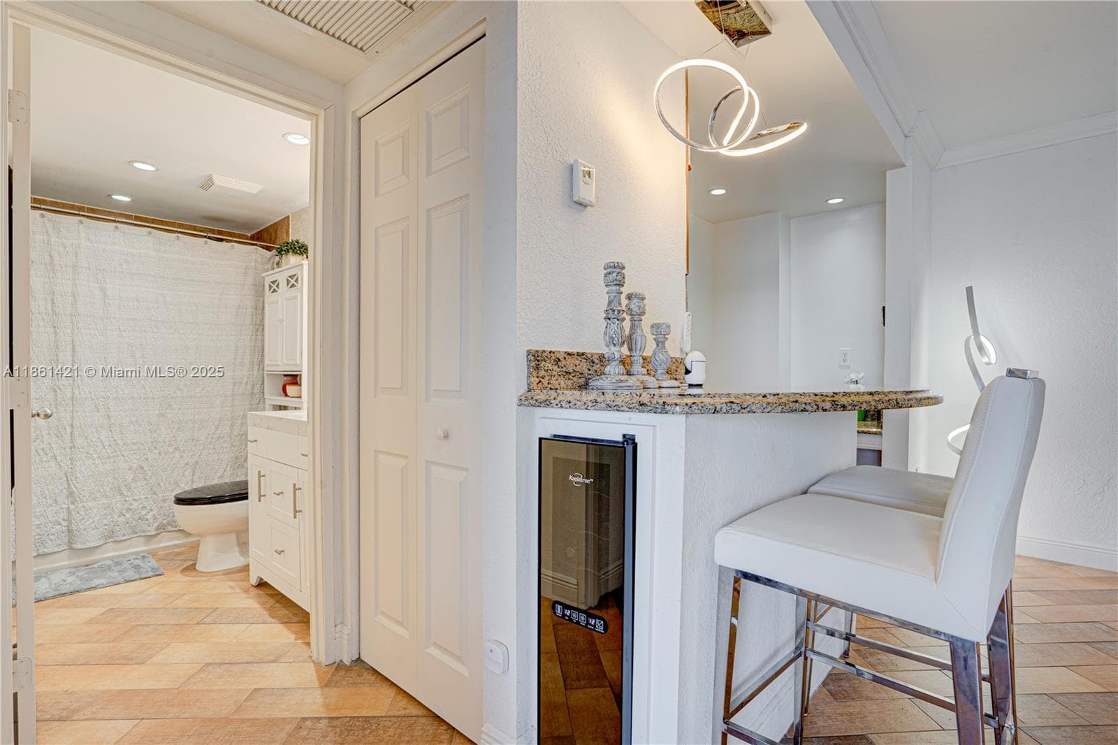 ISLAND POINTE CONDO · #4T in Bay Harbor Islands - Photo 24