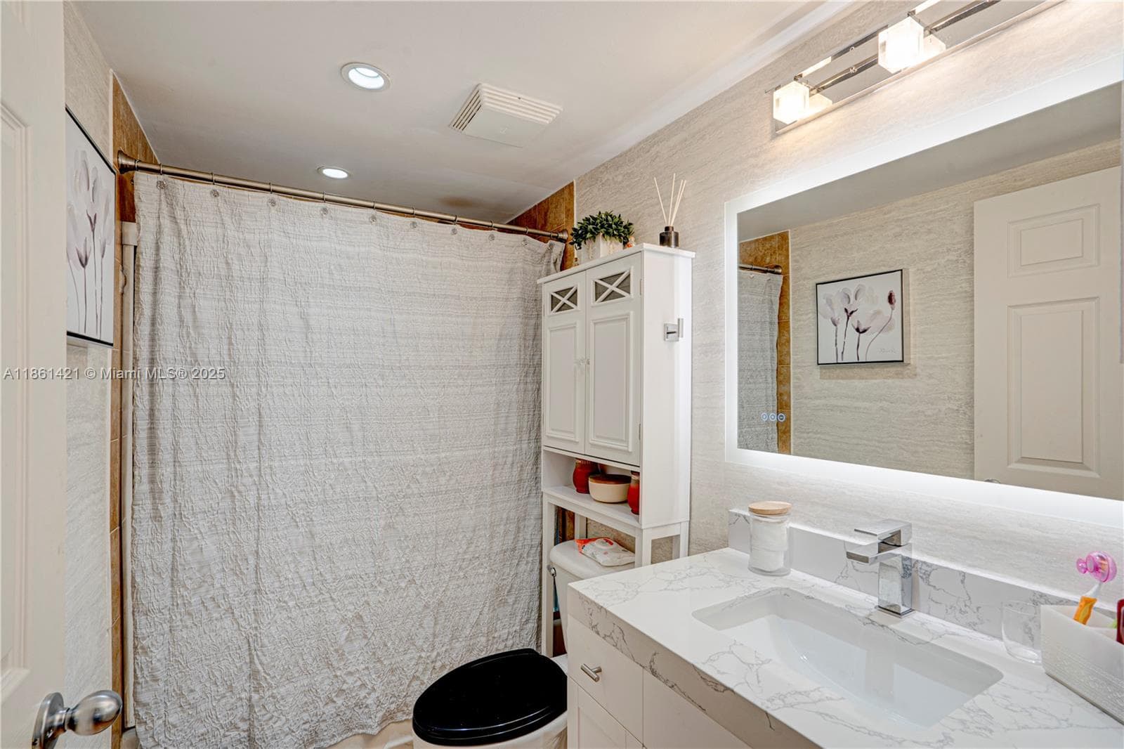 ISLAND POINTE CONDO · #4T in Bay Harbor Islands - Photo 33
