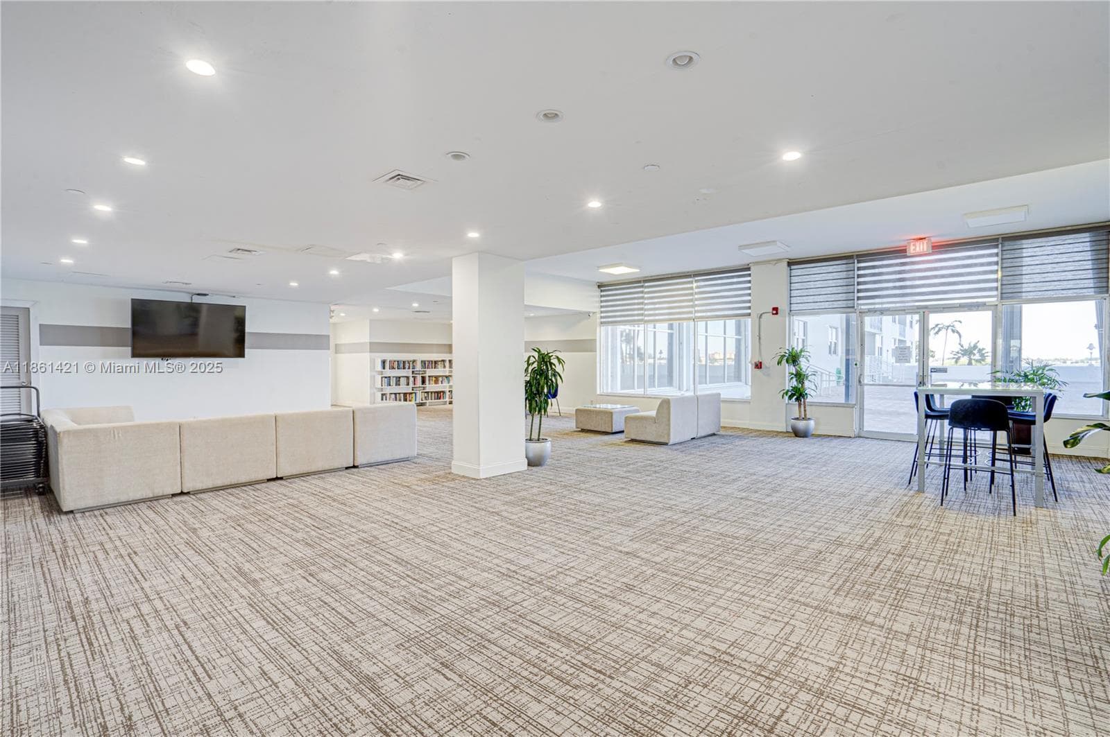 ISLAND POINTE CONDO · #4T in Bay Harbor Islands - Photo 50