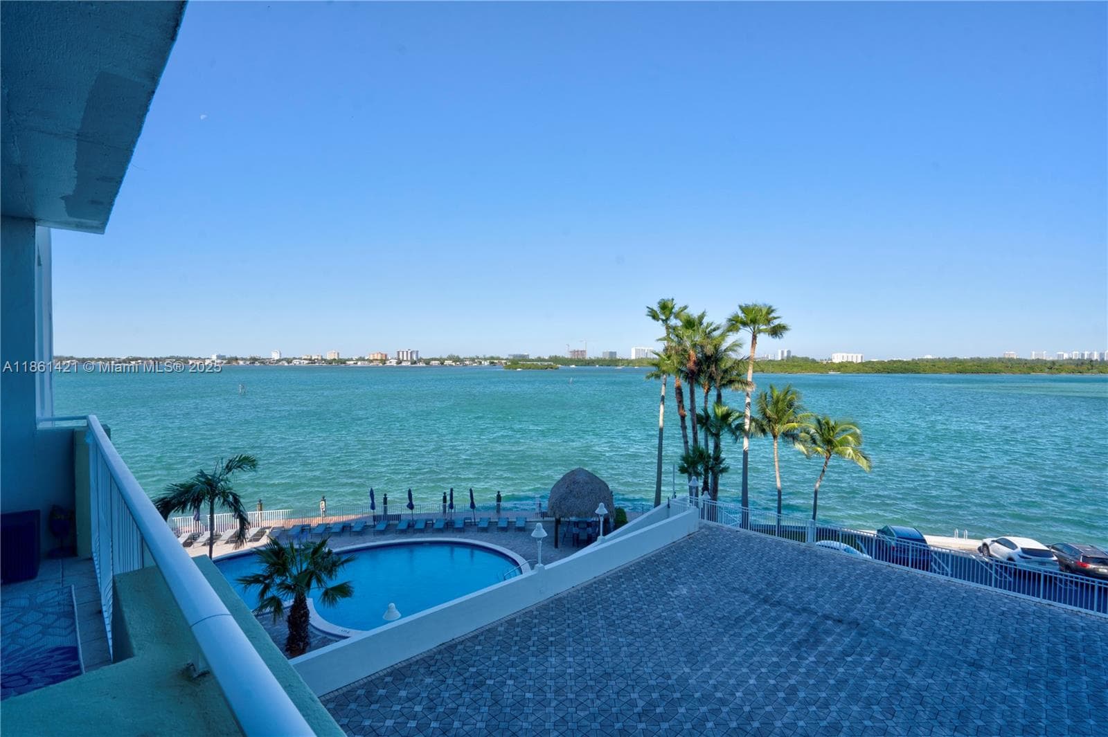 ISLAND POINTE CONDO · #4T in Bay Harbor Islands - Photo 21