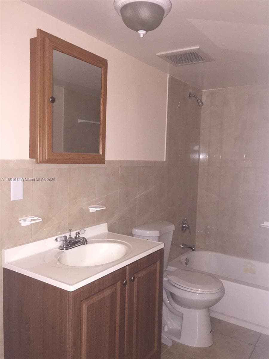 OLA CONDO · #C106 in Unincorporated Dade County - Photo 6