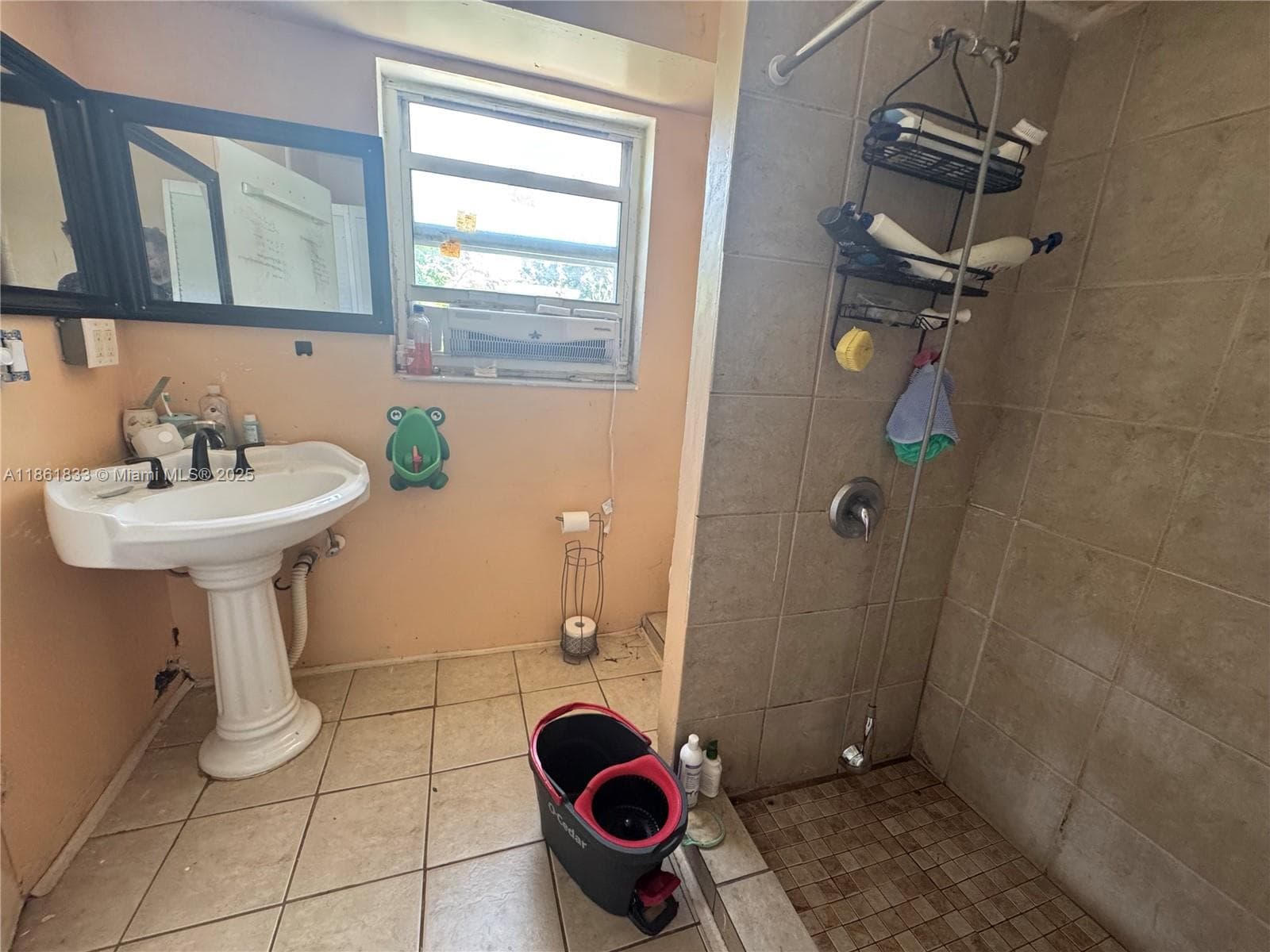 3525 SW 15th Ct photo 7