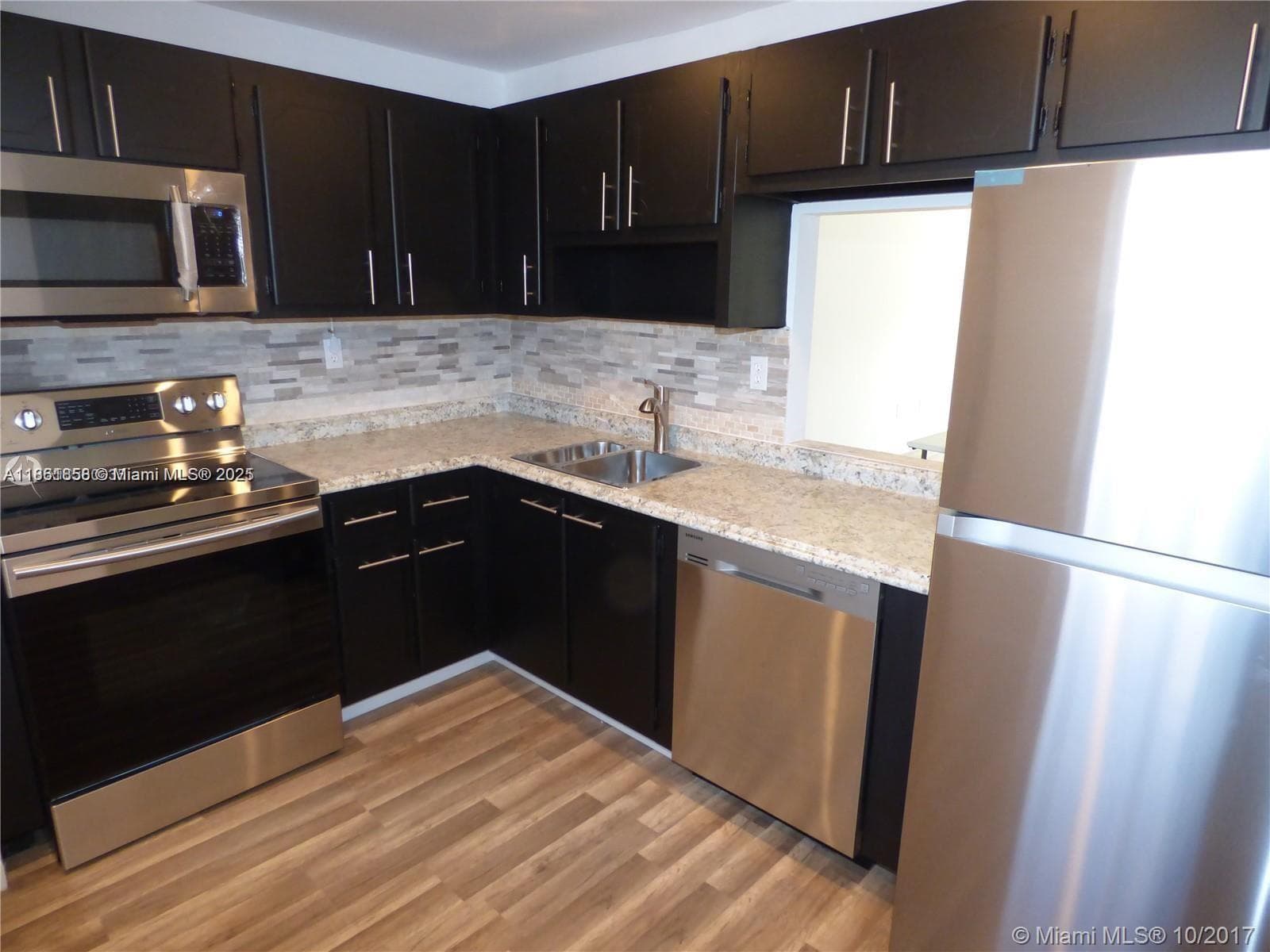 Rolling Green Condo B · #307 in North Miami Beach - Photo 2