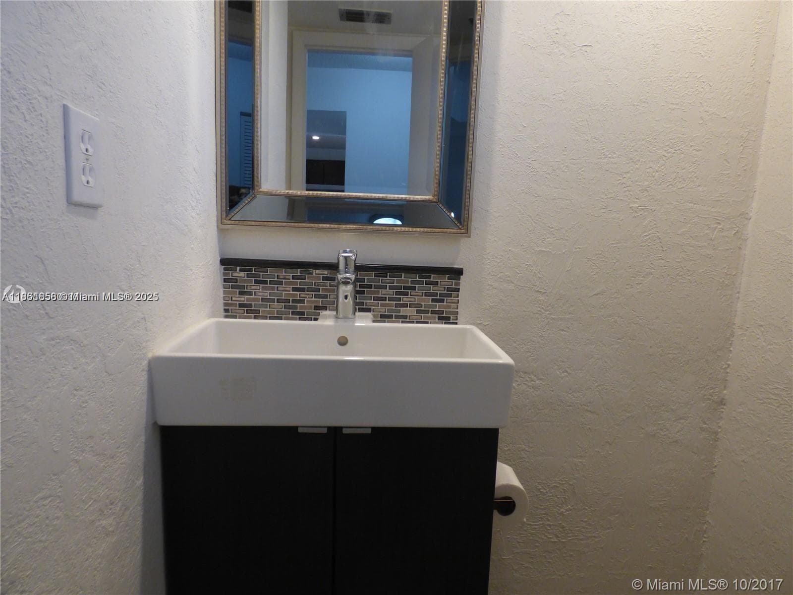 Rolling Green Condo B · #307 in North Miami Beach - Photo 5