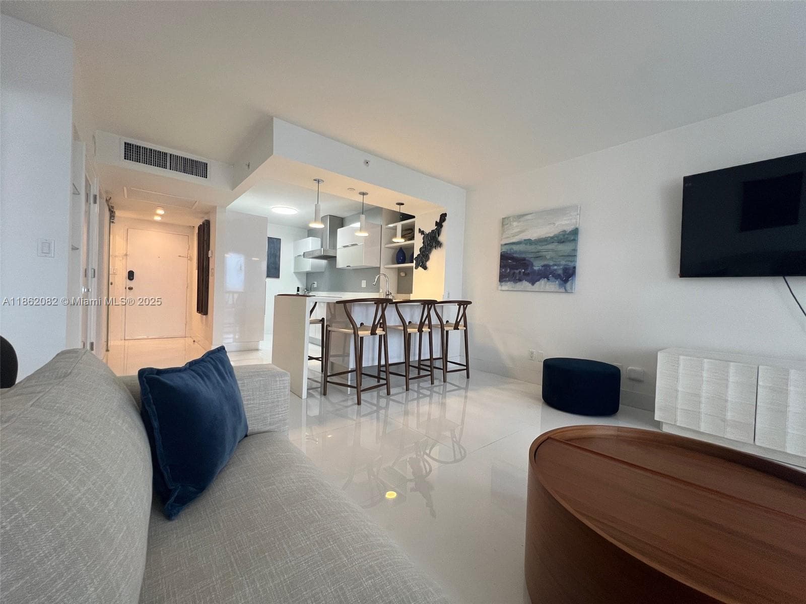 The Decoplage · #1022 in Miami Beach - Photo 5