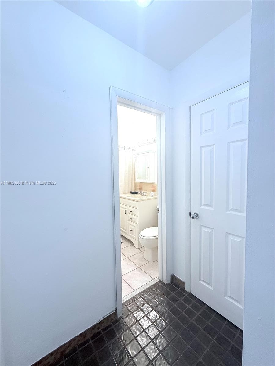 SANTONA CONDO · #A31 in Coral Gables - Photo 7