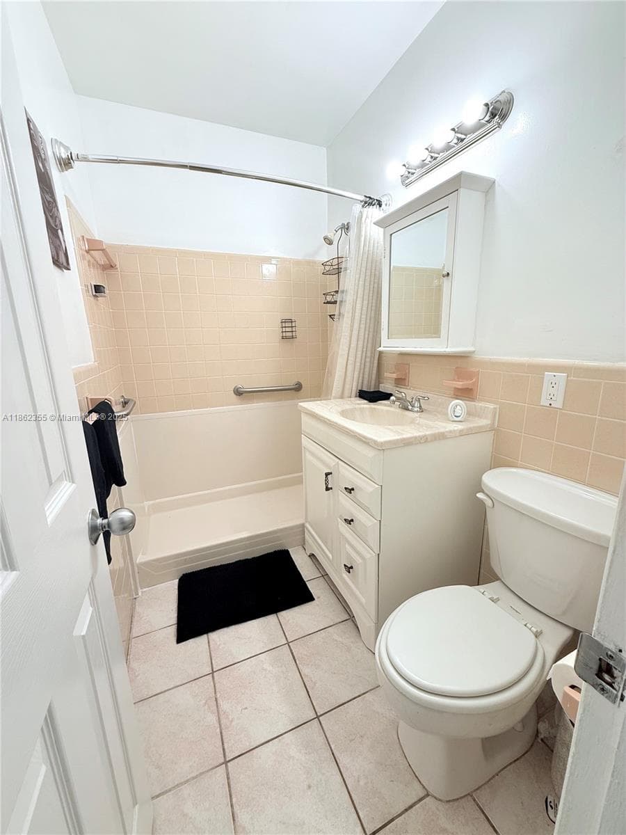 SANTONA CONDO · #A31 in Coral Gables - Photo 9