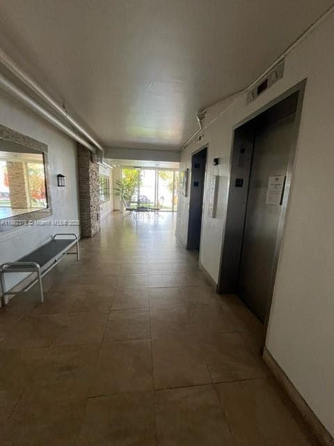 ROYAL BAHAMIAN CONDO EAST · #204 in Miami - Photo 17