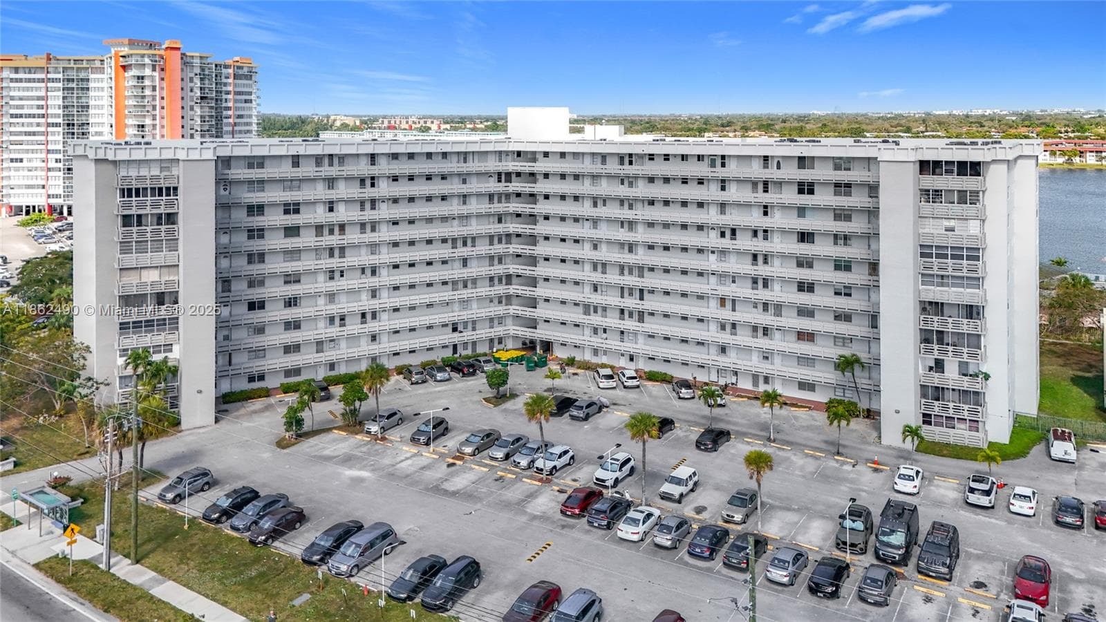 FIFITH MOORINGS CONDO · #286 in Miami - Photo 42
