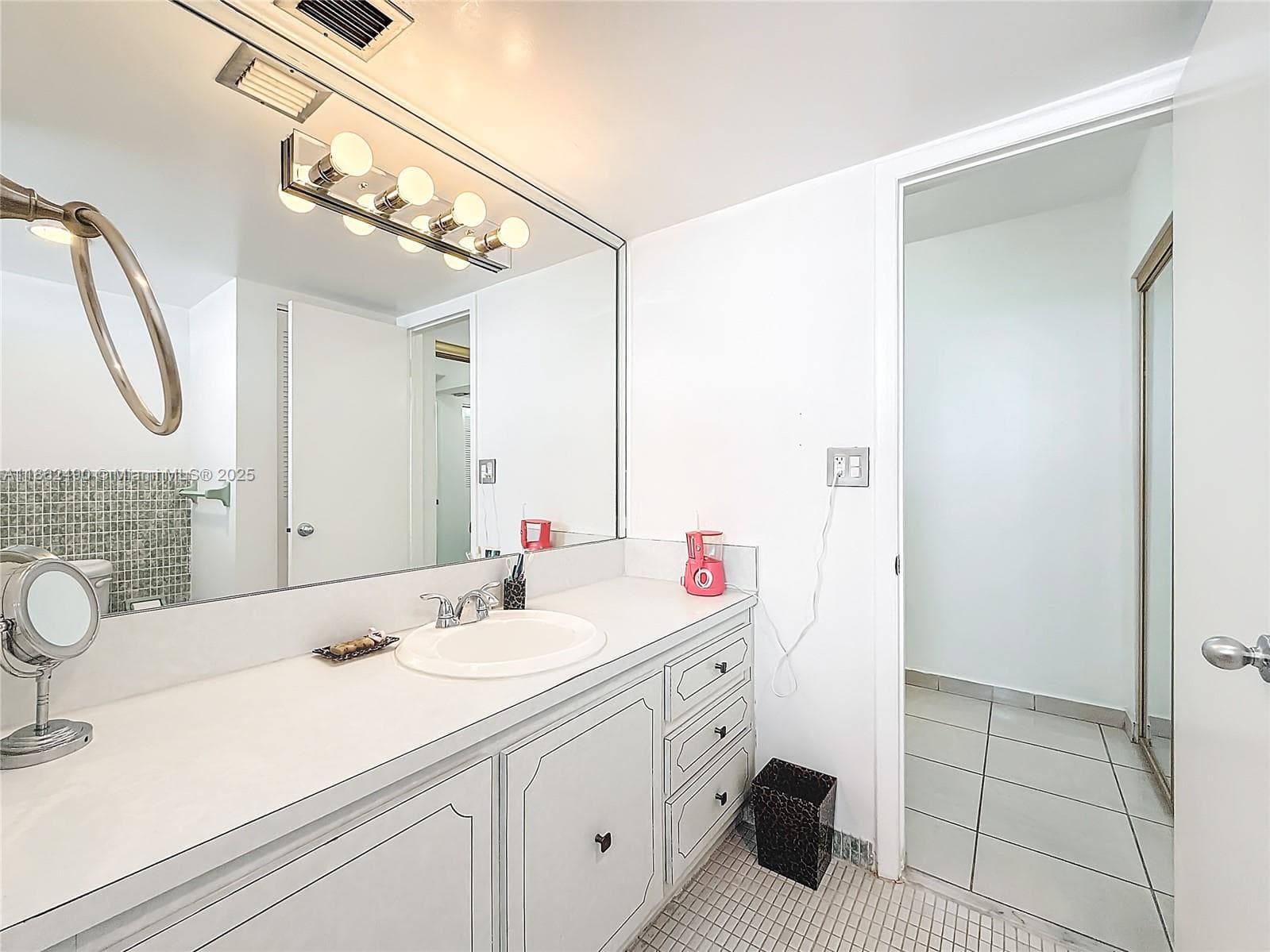FIFITH MOORINGS CONDO · #286 in Miami - Photo 24