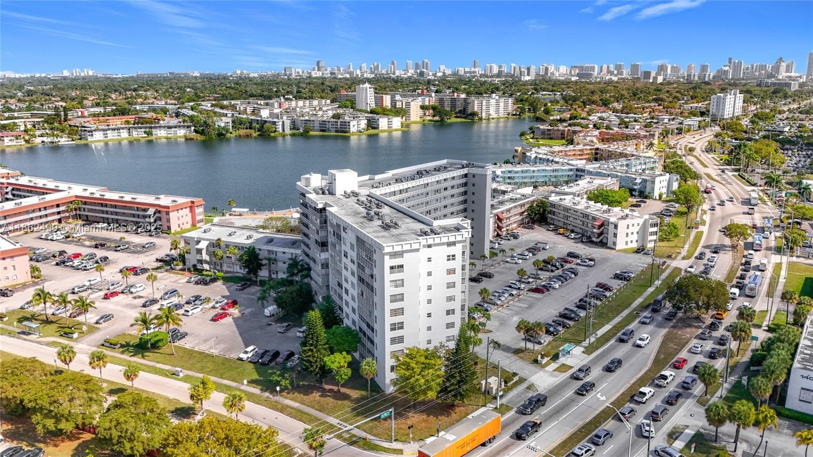 FIFITH MOORINGS CONDO · #286 in Miami - Photo 44