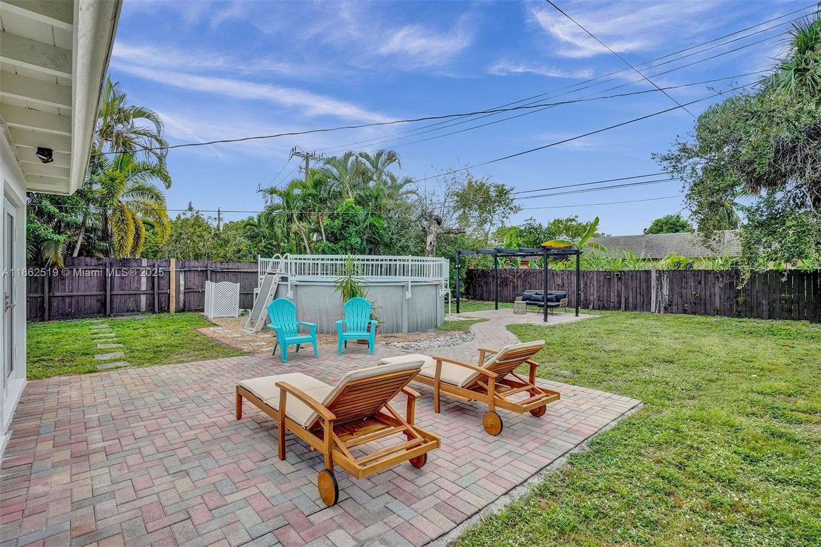 1605 NW 7th Ter photo 30