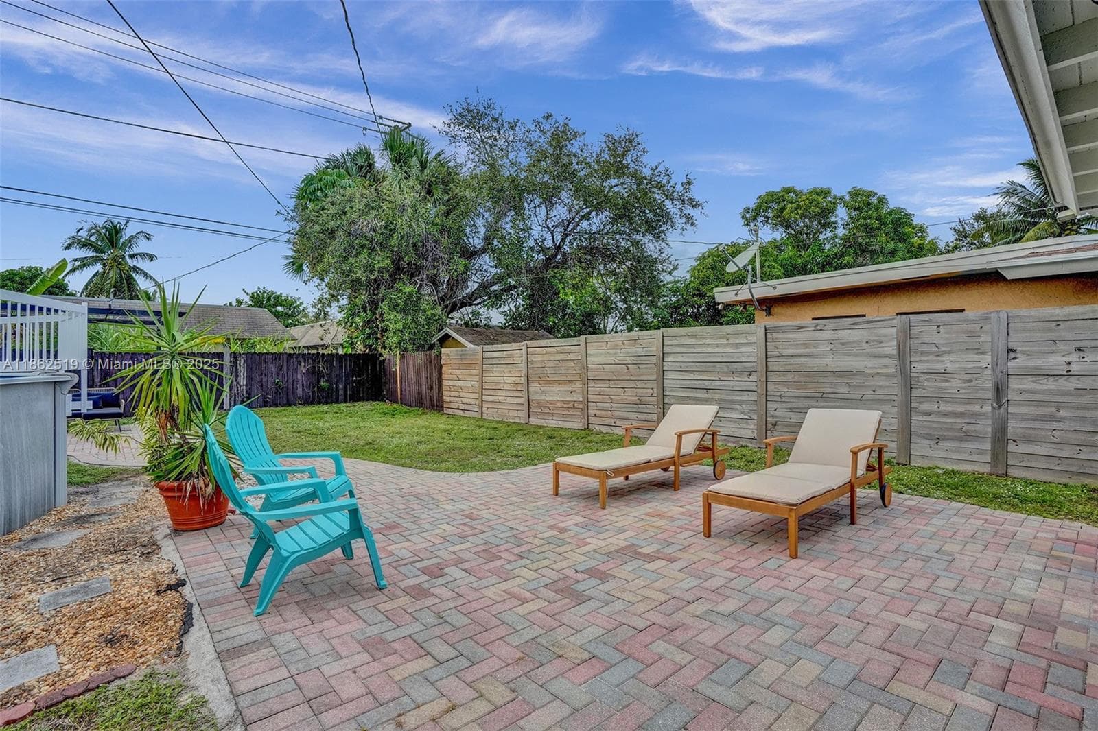 1605 NW 7th Ter photo 29