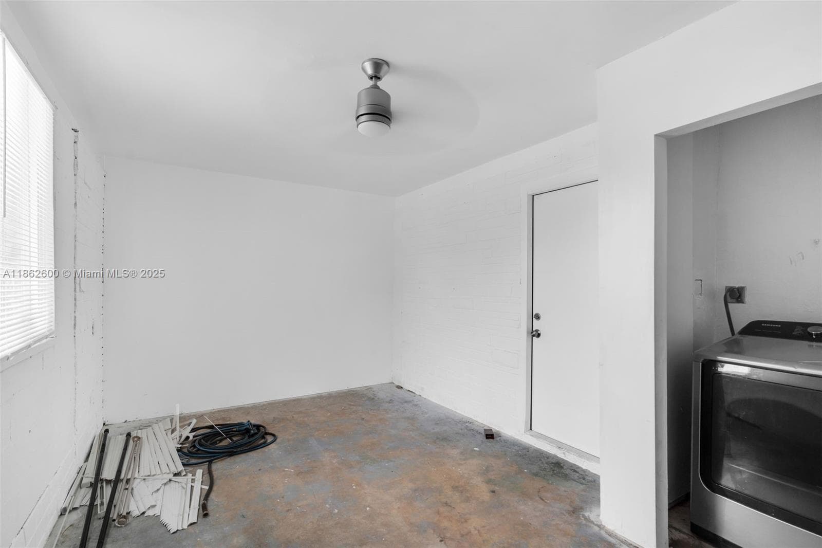 640 E Melrose Cir photo 18