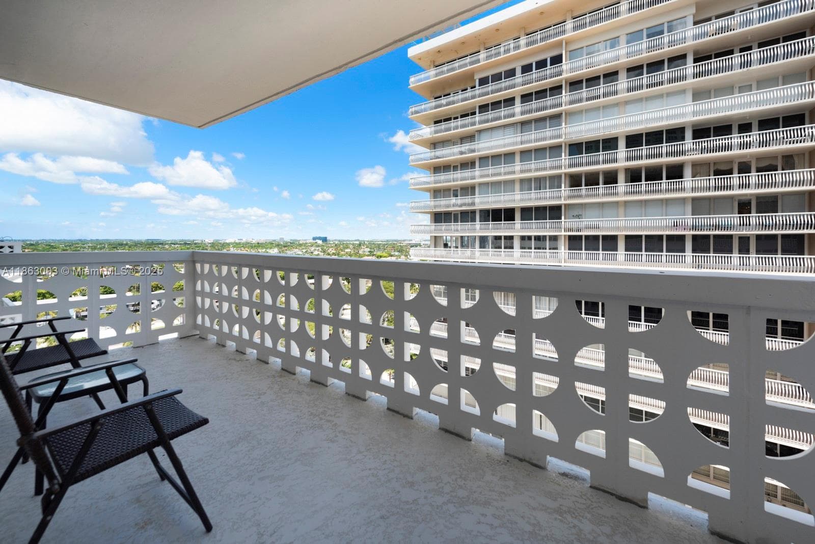 OCEAN SUMMIT CONDO · #1214 in Fort Lauderdale - Photo 5