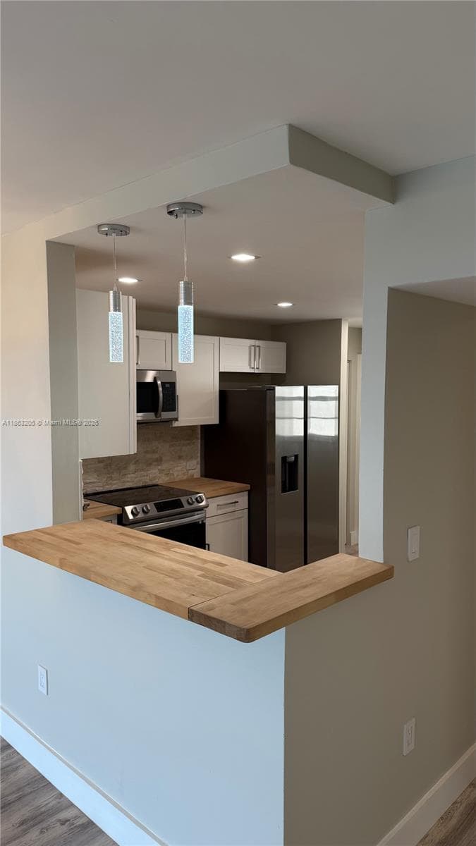 JADE WINDS GROUP-DAISY GA · #725-4 in Miami - Photo 3