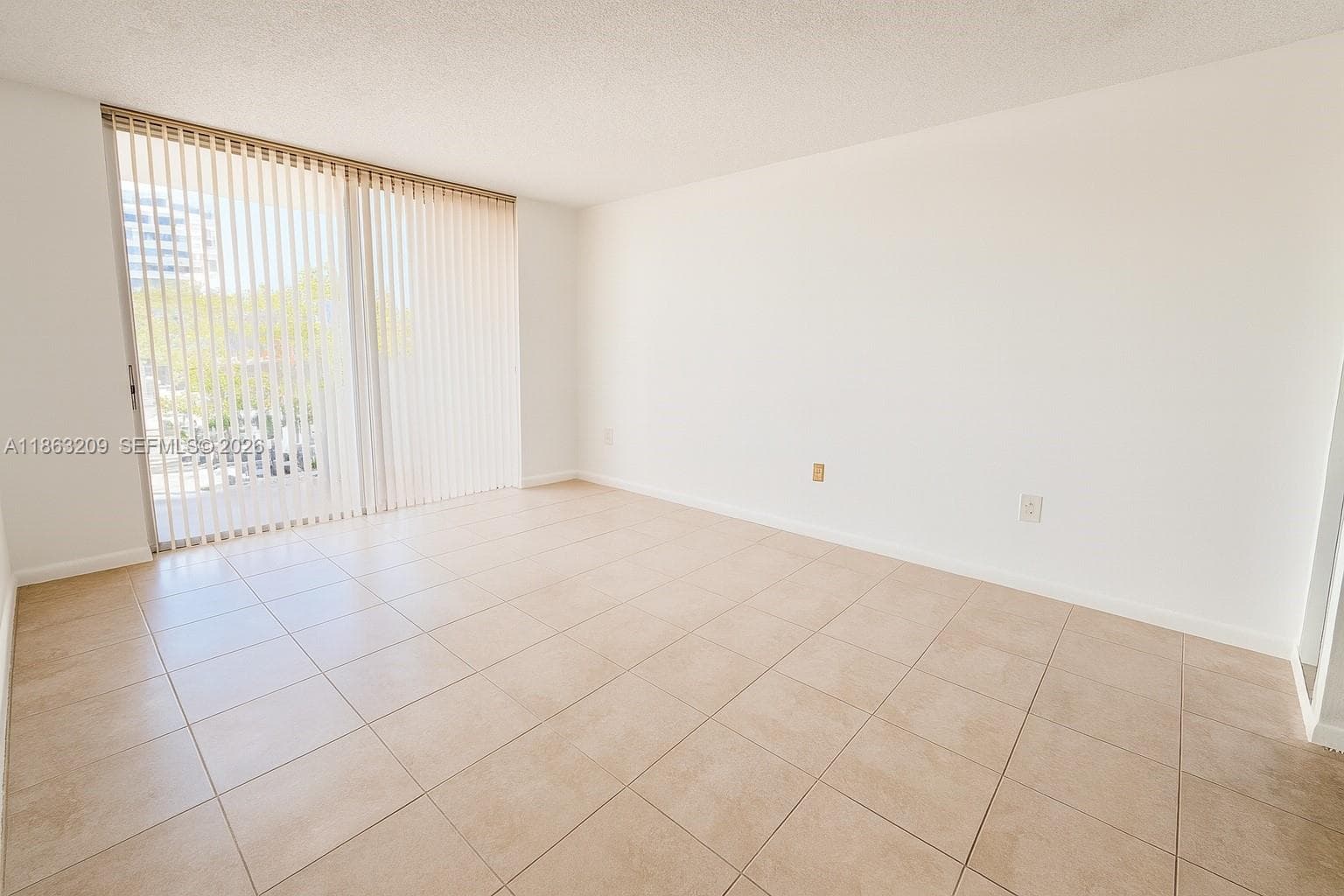 WILSHIRE CONDO · #219E in Miami - Photo 6