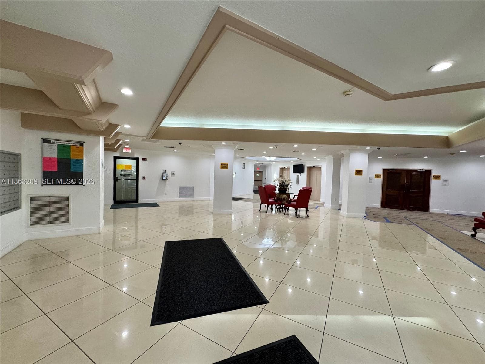 WILSHIRE CONDO · #219E in Miami - Photo 10
