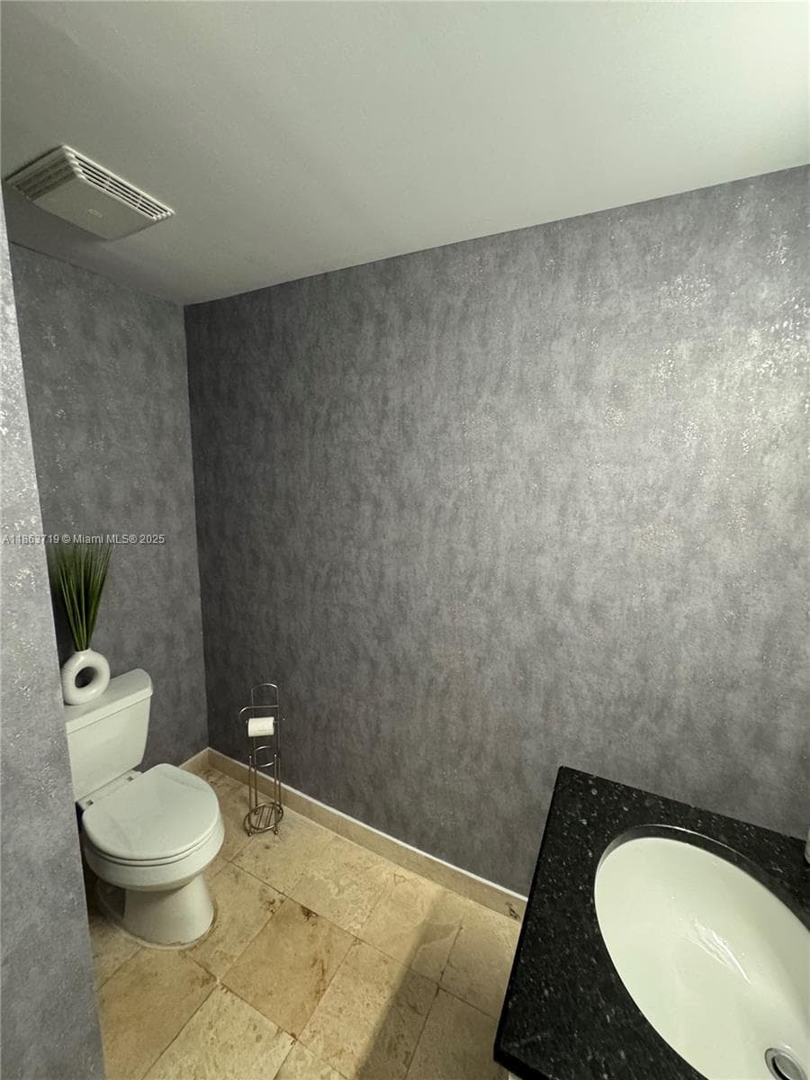 LOFTS AT MAYFAIR CONDO · #121 in Miami - Photo 4