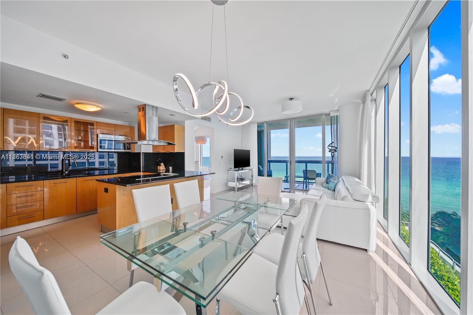 Carillon Miami Beach · #808 in Miami Beach - Photo 13