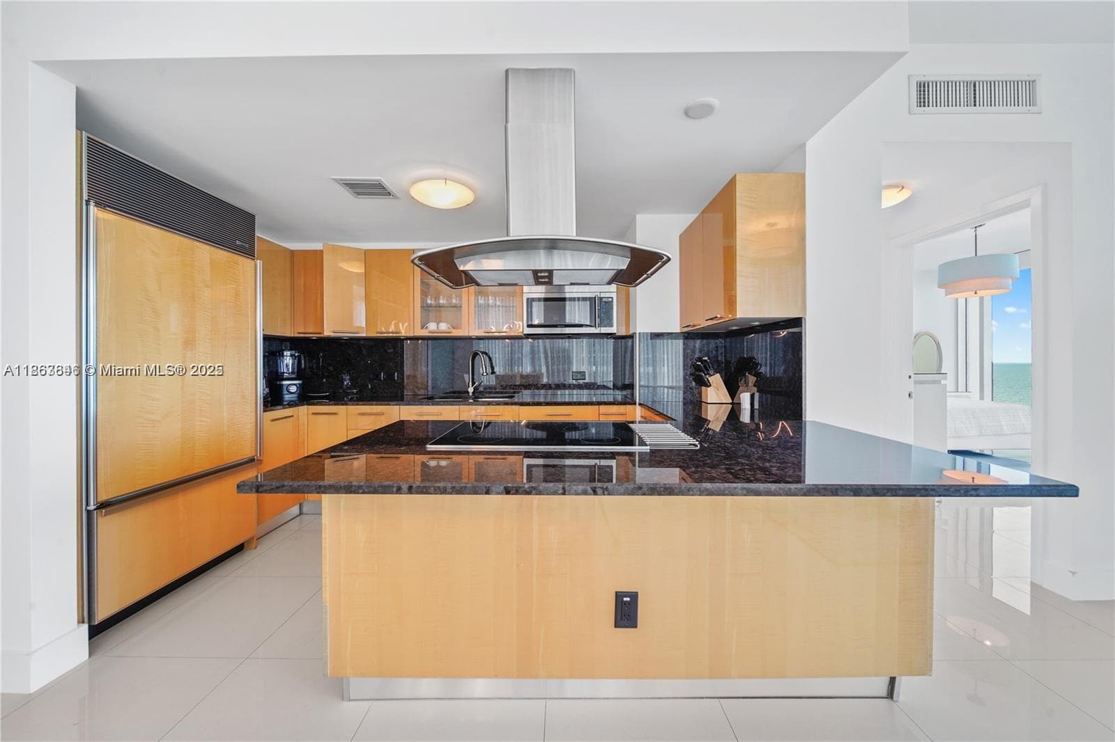 Carillon Miami Beach · #808 in Miami Beach - Photo 17