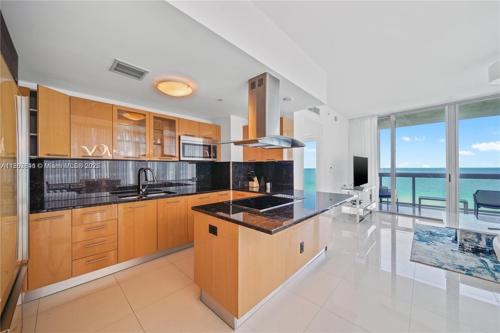 Carillon Miami Beach · #808 in Miami Beach - Photo 16