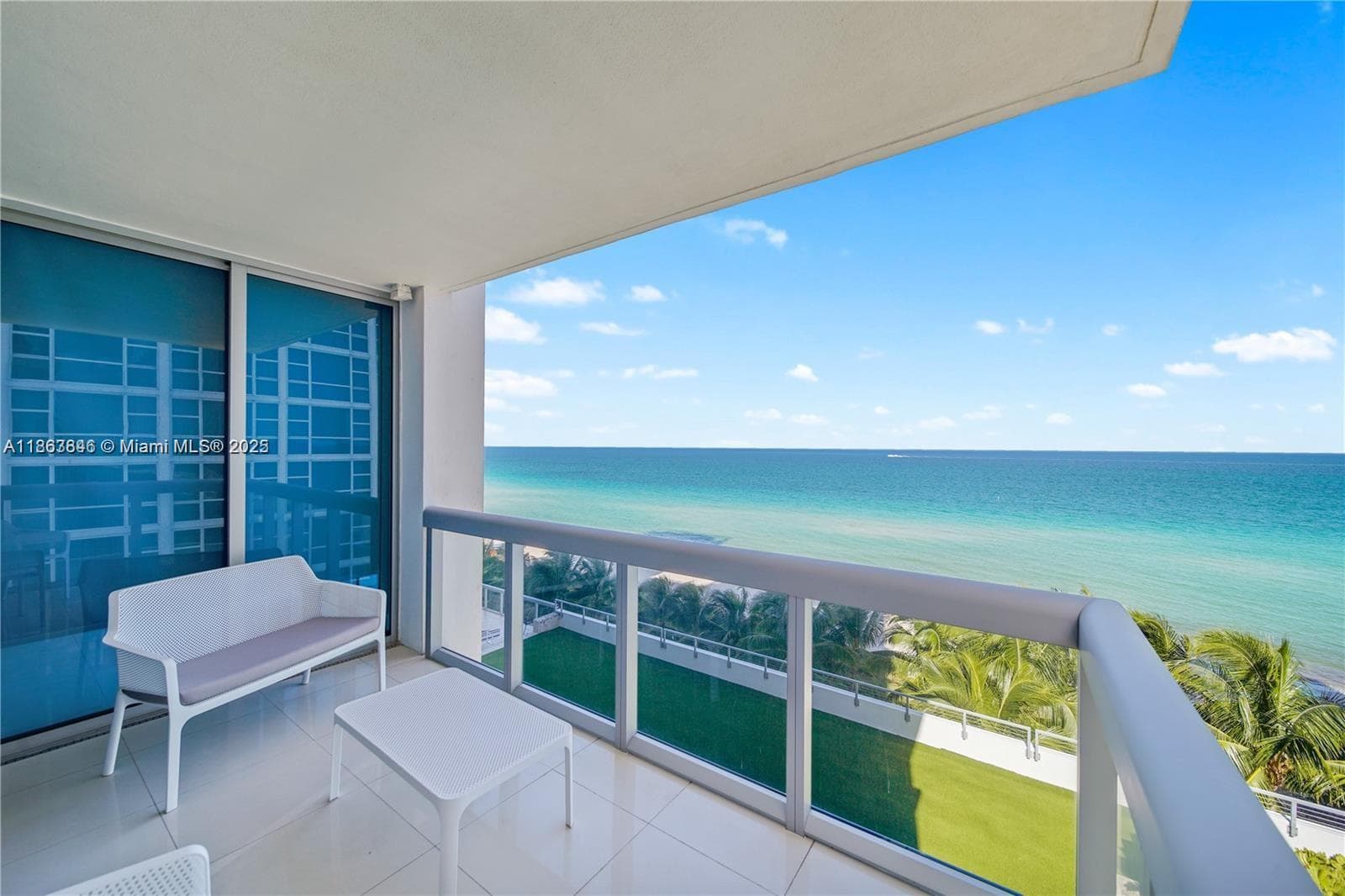 Carillon Miami Beach · #808 in Miami Beach - Photo 3