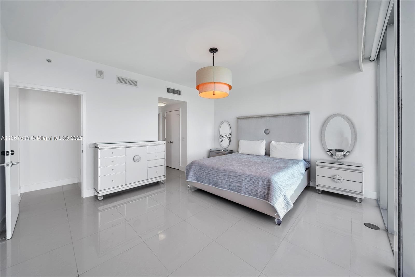 Carillon Miami Beach · #808 in Miami Beach - Photo 21