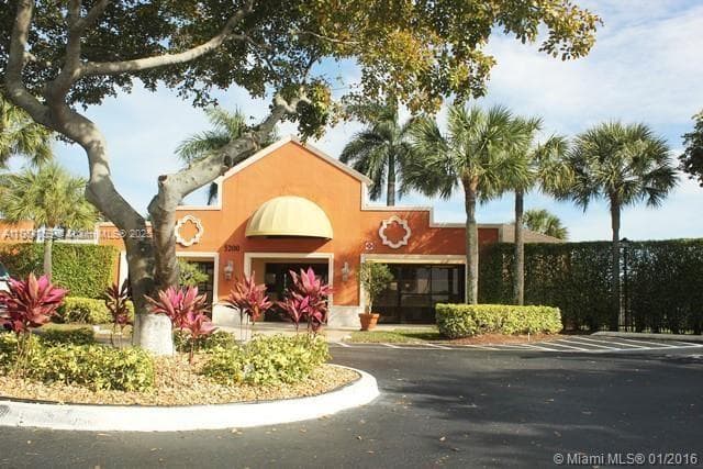 VILLAS AT LAKEVIEW, FOURT · #133 in Fort Lauderdale - Photo 3