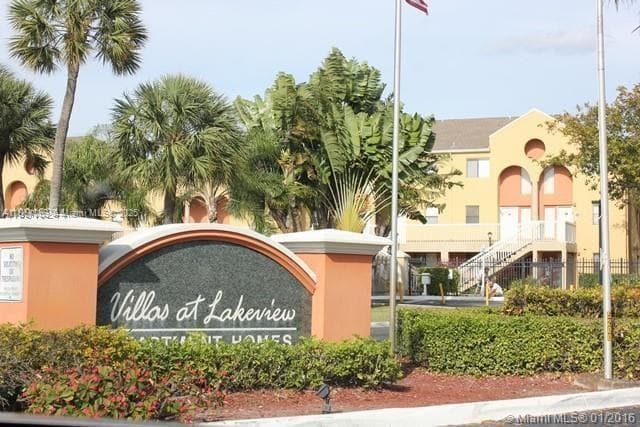 VILLAS AT LAKEVIEW, FOURT · #133 in Fort Lauderdale - Photo 1