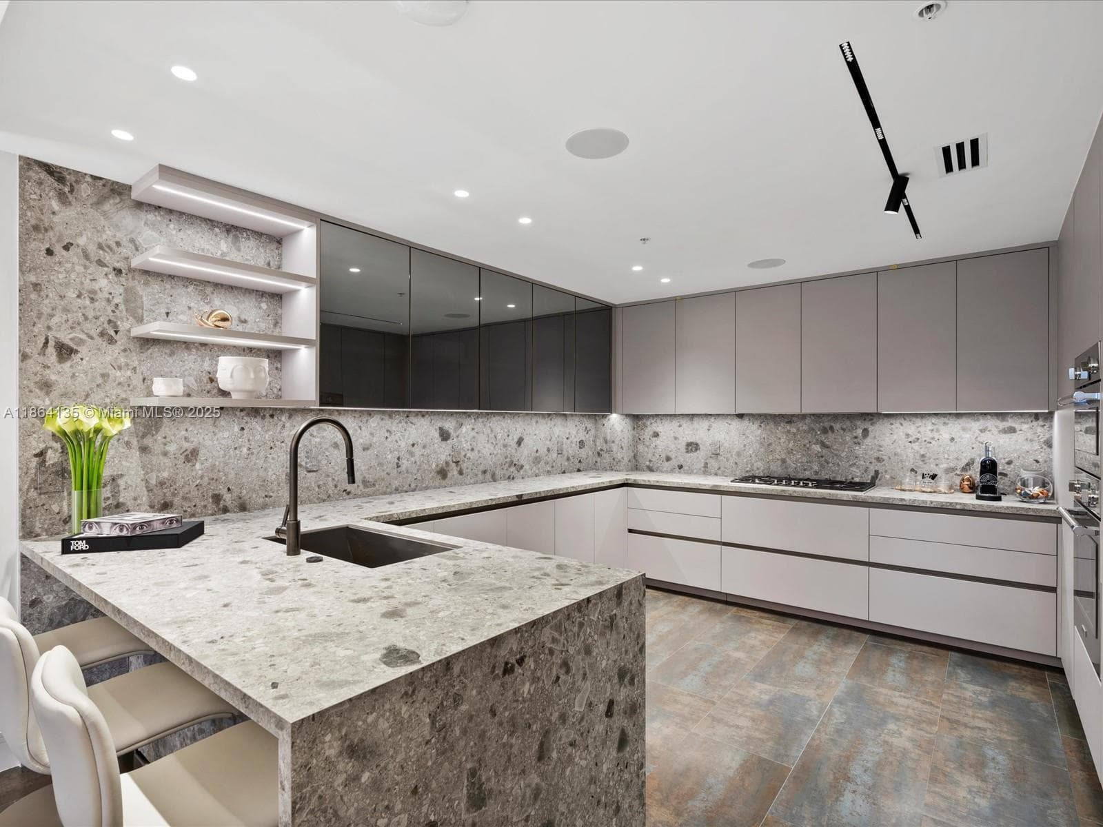 VILLAS OF POSITANO CONDO · #V5 in Hollywood - Photo 21