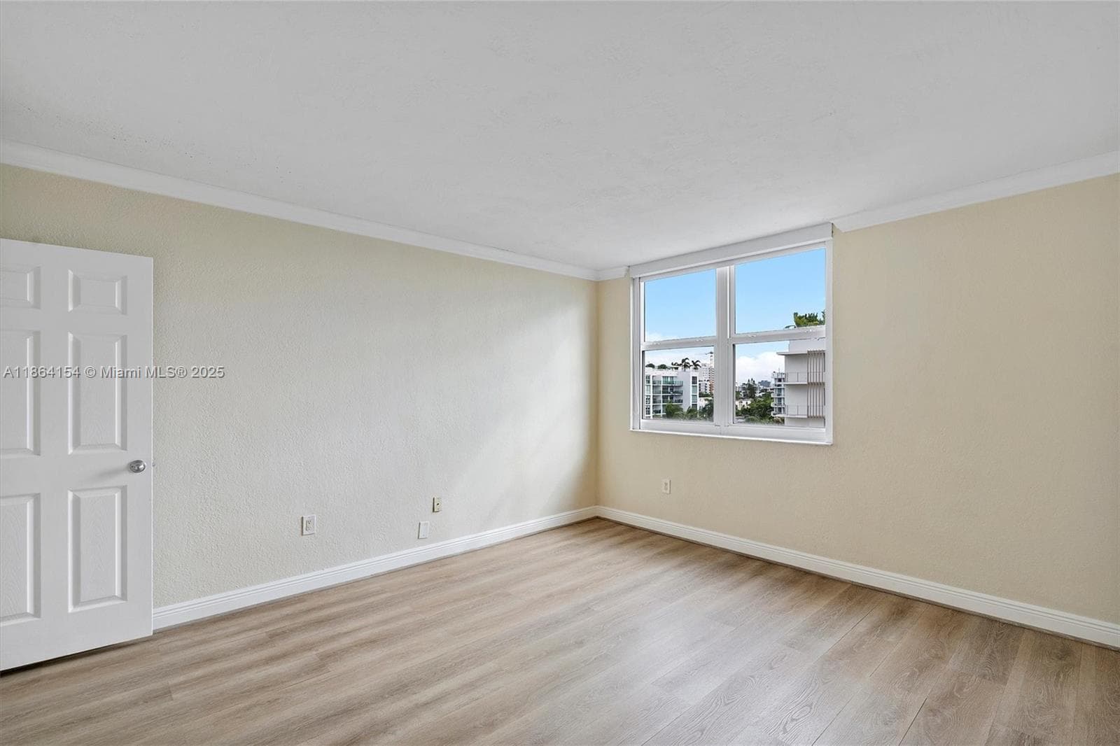ISLAND POINTE CONDO · #6H in Bay Harbor Islands - Photo 23