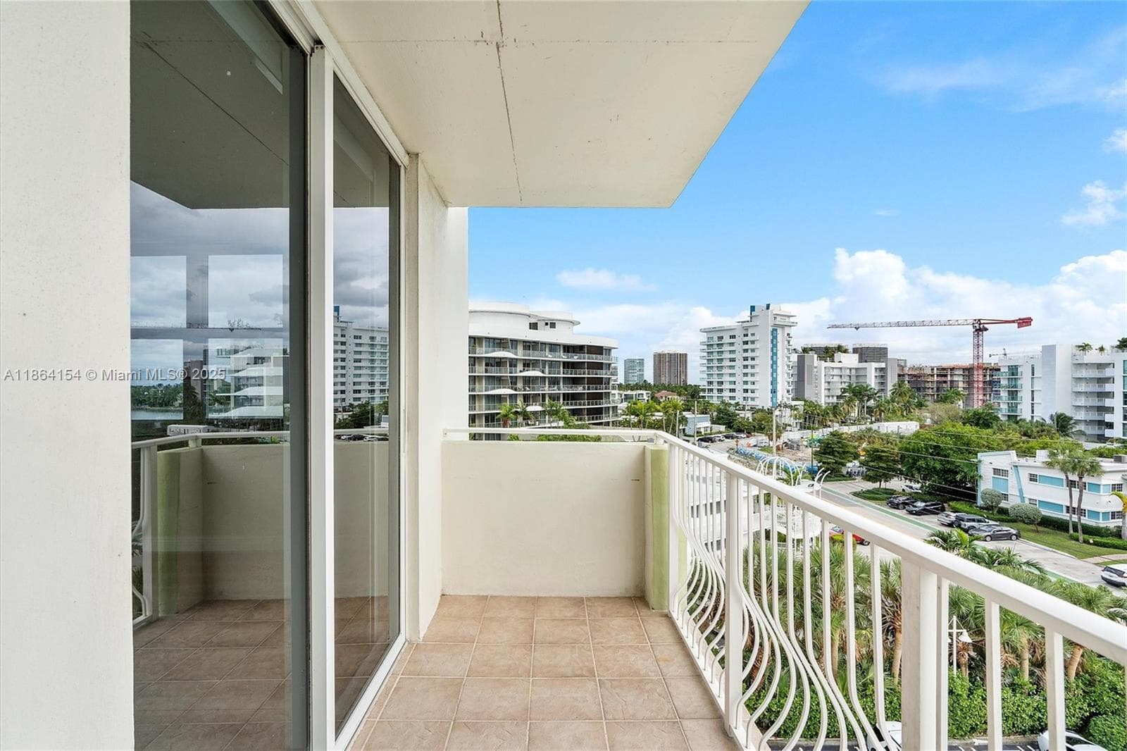 ISLAND POINTE CONDO · #6H in Bay Harbor Islands - Photo 3