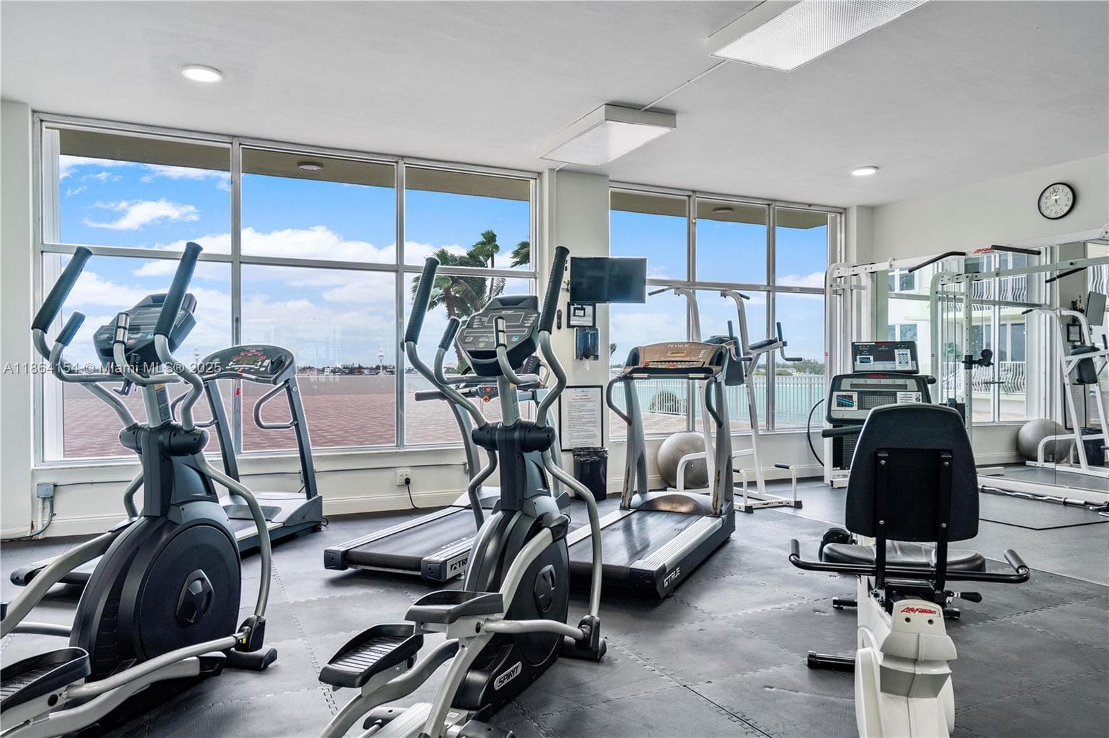 ISLAND POINTE CONDO · #6H in Bay Harbor Islands - Photo 38