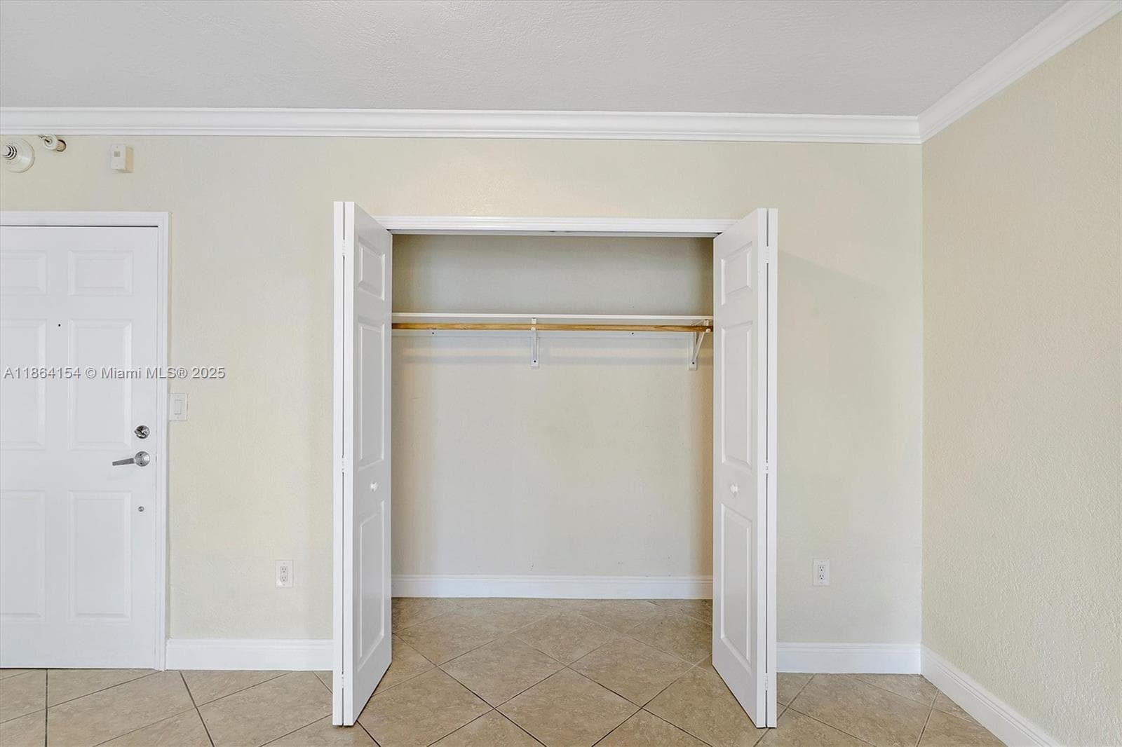 ISLAND POINTE CONDO · #6H in Bay Harbor Islands - Photo 14