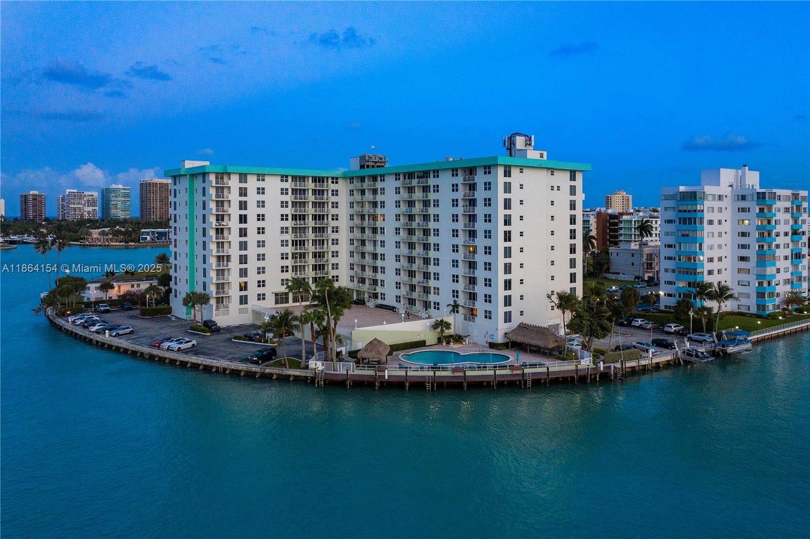 ISLAND POINTE CONDO · #6H in Bay Harbor Islands - Photo 31