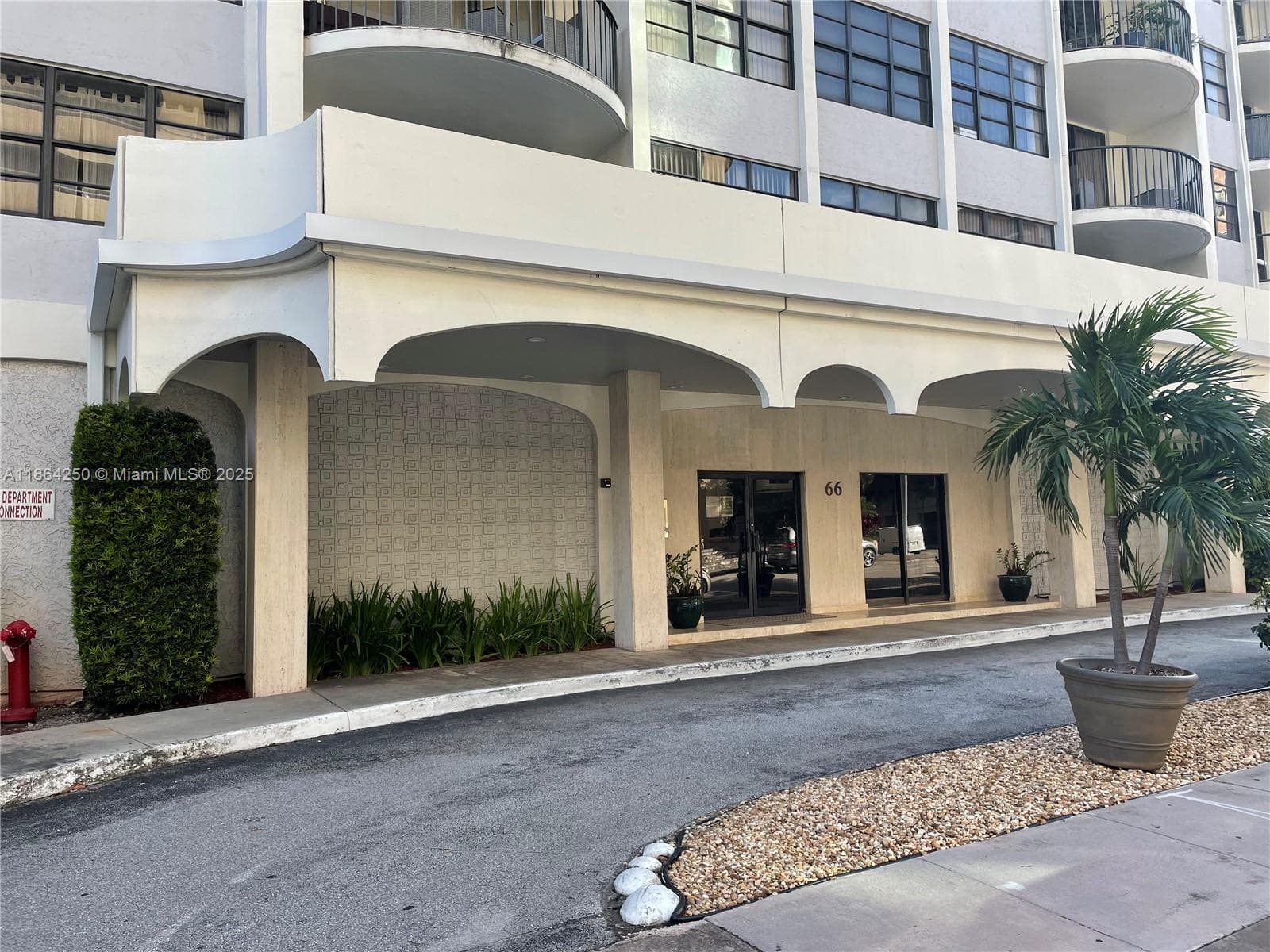 CORAL GABLES TOWER · #PH1C in Coral Gables - Photo 2