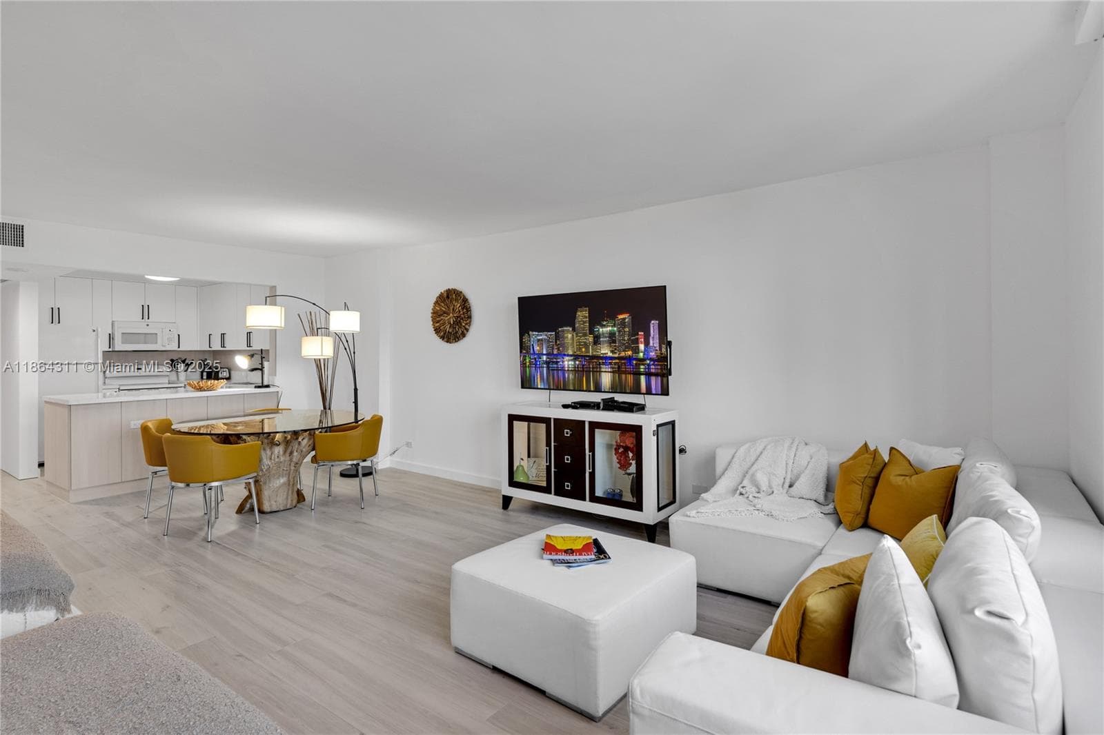 Roney Palace · #542 in Miami Beach - Photo 13
