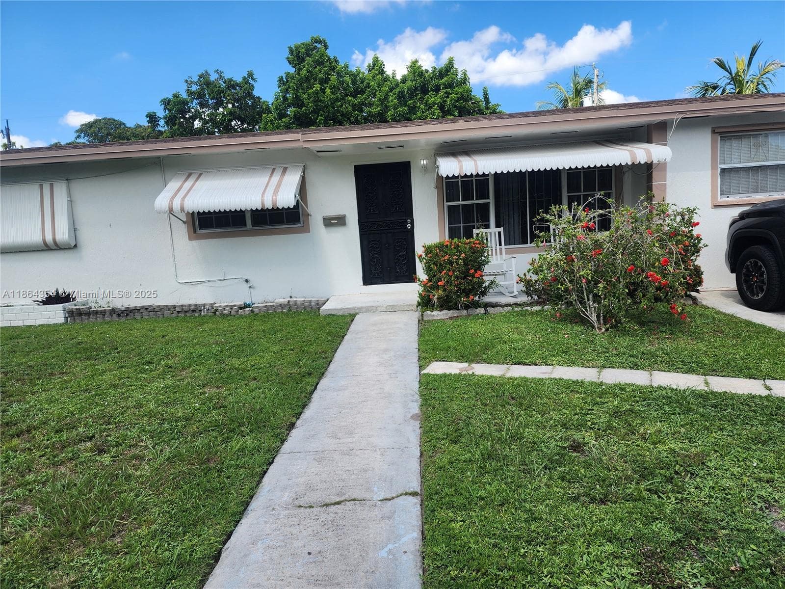 17200 NW 11th Ave photo 2