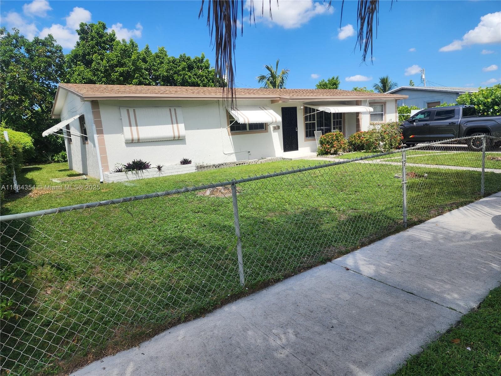 17200 NW 11th Ave photo 1