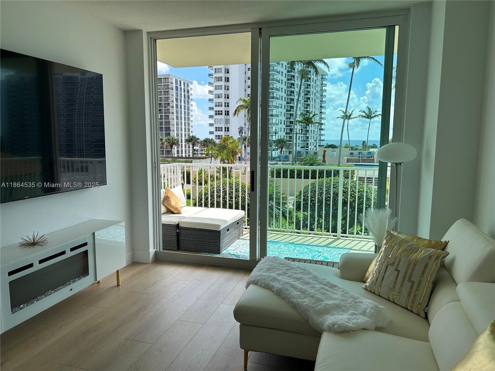TIDES AT BRIDGESIDE SQUAR · #721 in Fort Lauderdale - Photo 5
