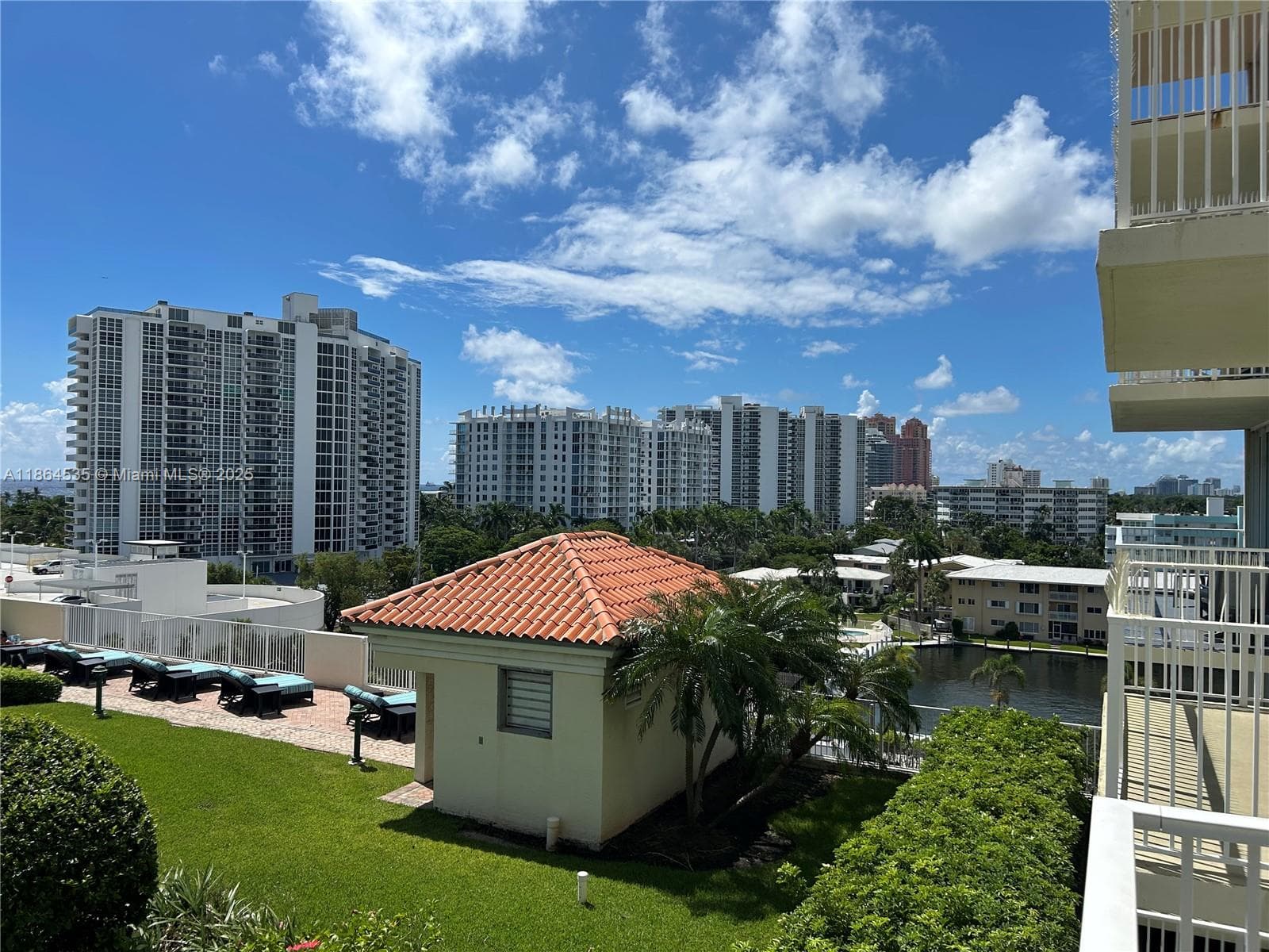 TIDES AT BRIDGESIDE SQUAR · #721 in Fort Lauderdale - Photo 4