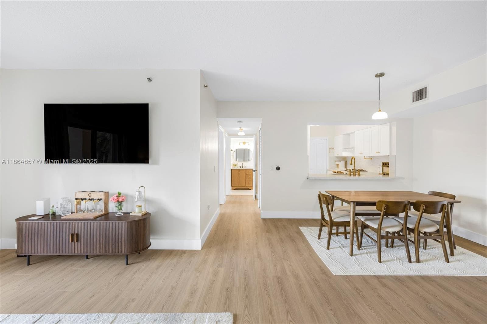 KEYSTONE COURTS CONDO · #W312 in Miami - Photo 9