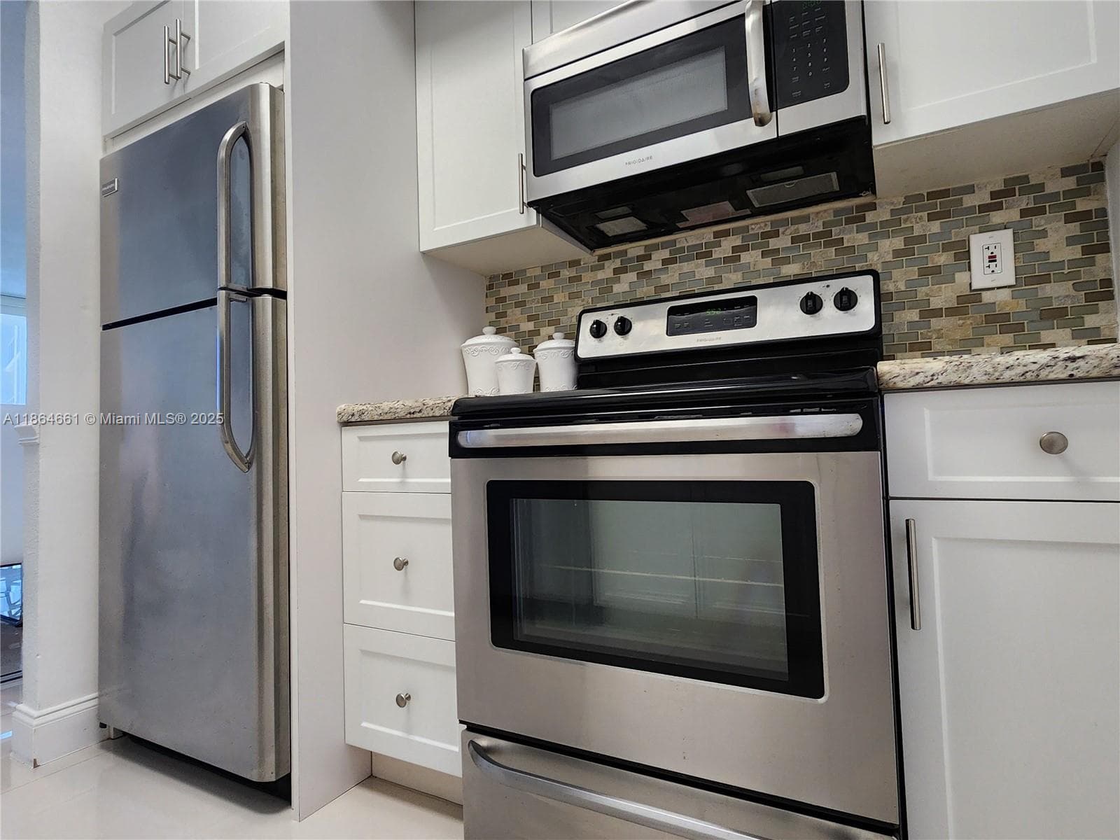 ALEXANDER TOWERS CONDO · #707 in Hollywood - Photo 13